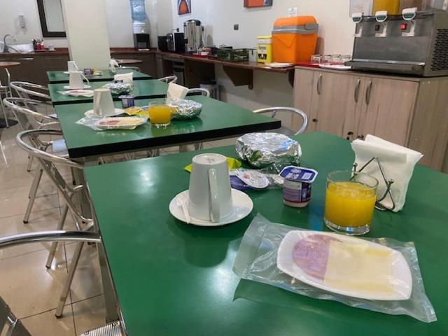 אנטופגסטה Hostal Quinta Normal מראה חיצוני תמונה